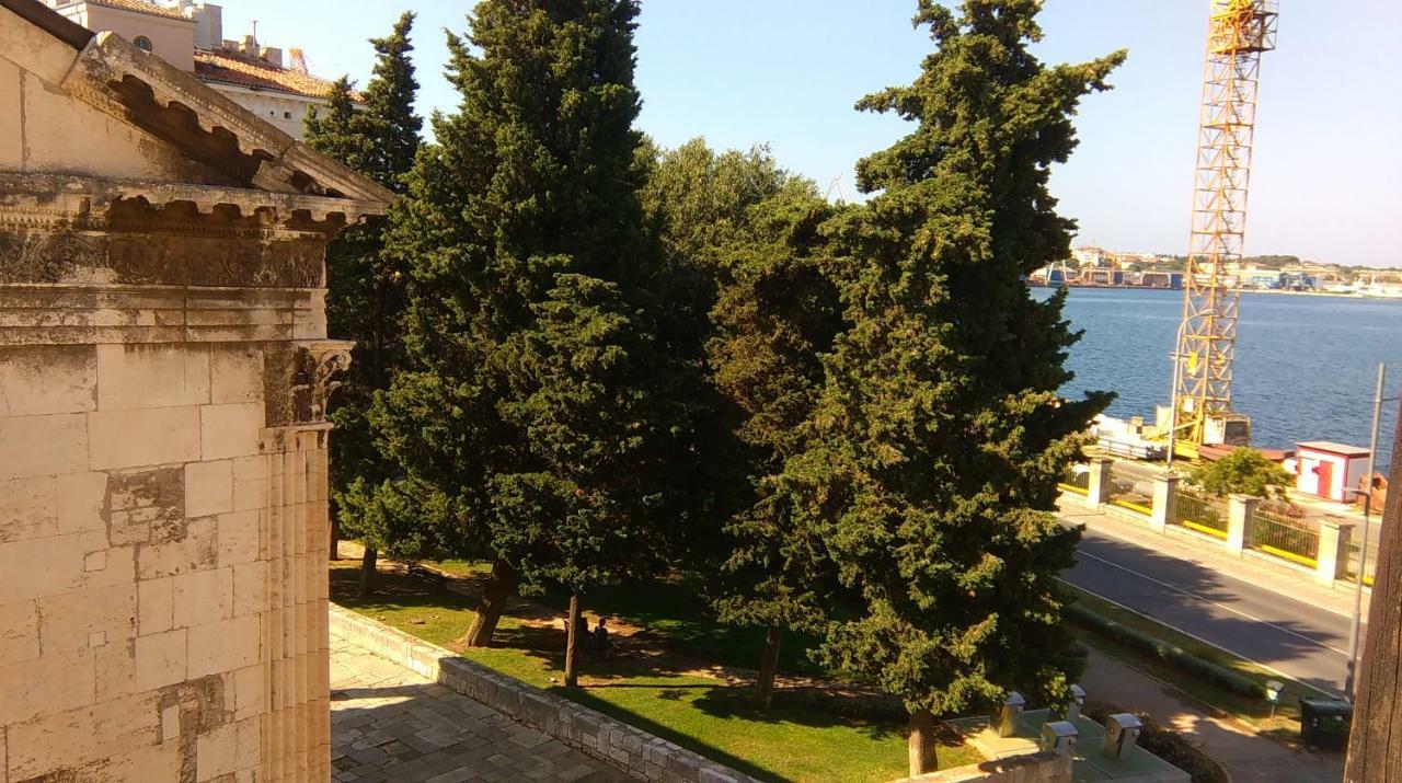 Augustus App Apartment